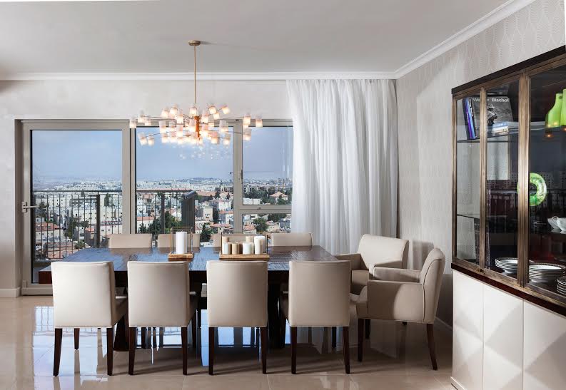 Dining Area with View Dining Area with View
