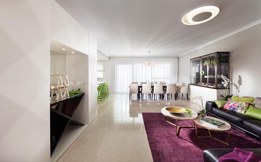 Living/Dining Area Living/Dining Area